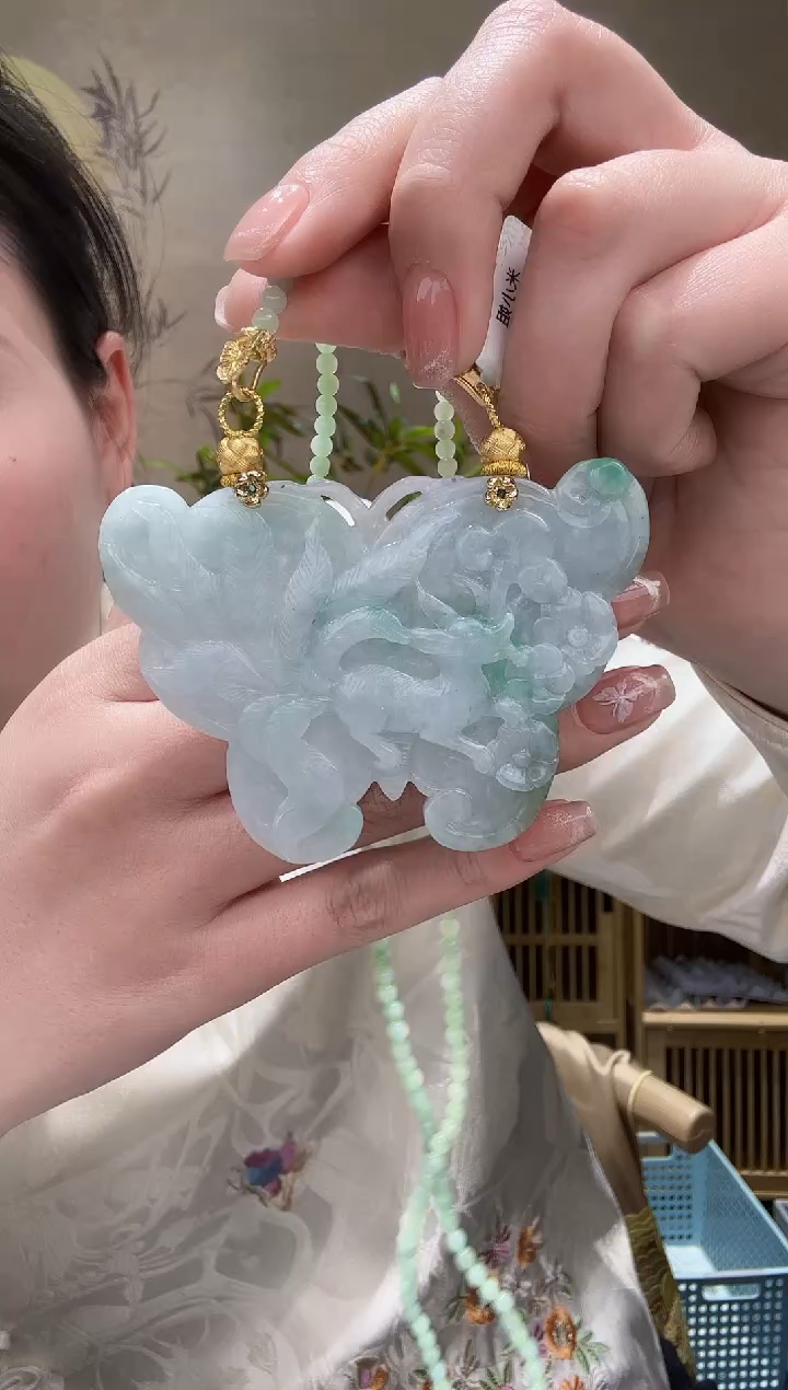【闪购商品】翡翠颈饰未镶嵌吊坠