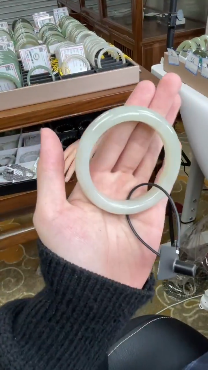 未镶嵌手镯和田玉58