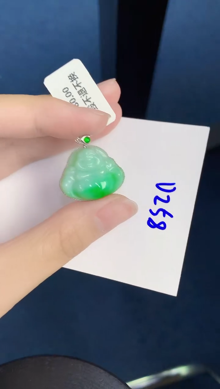 翡翠18K金镶嵌颈饰天然翡翠緬甸A貨