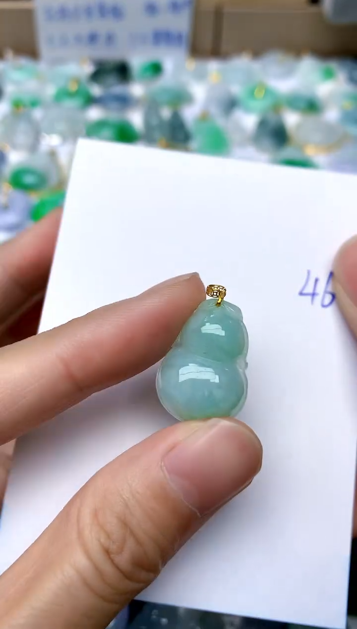 【闪购商品】翡翠颈饰18K金镶嵌46天然A货翡翠