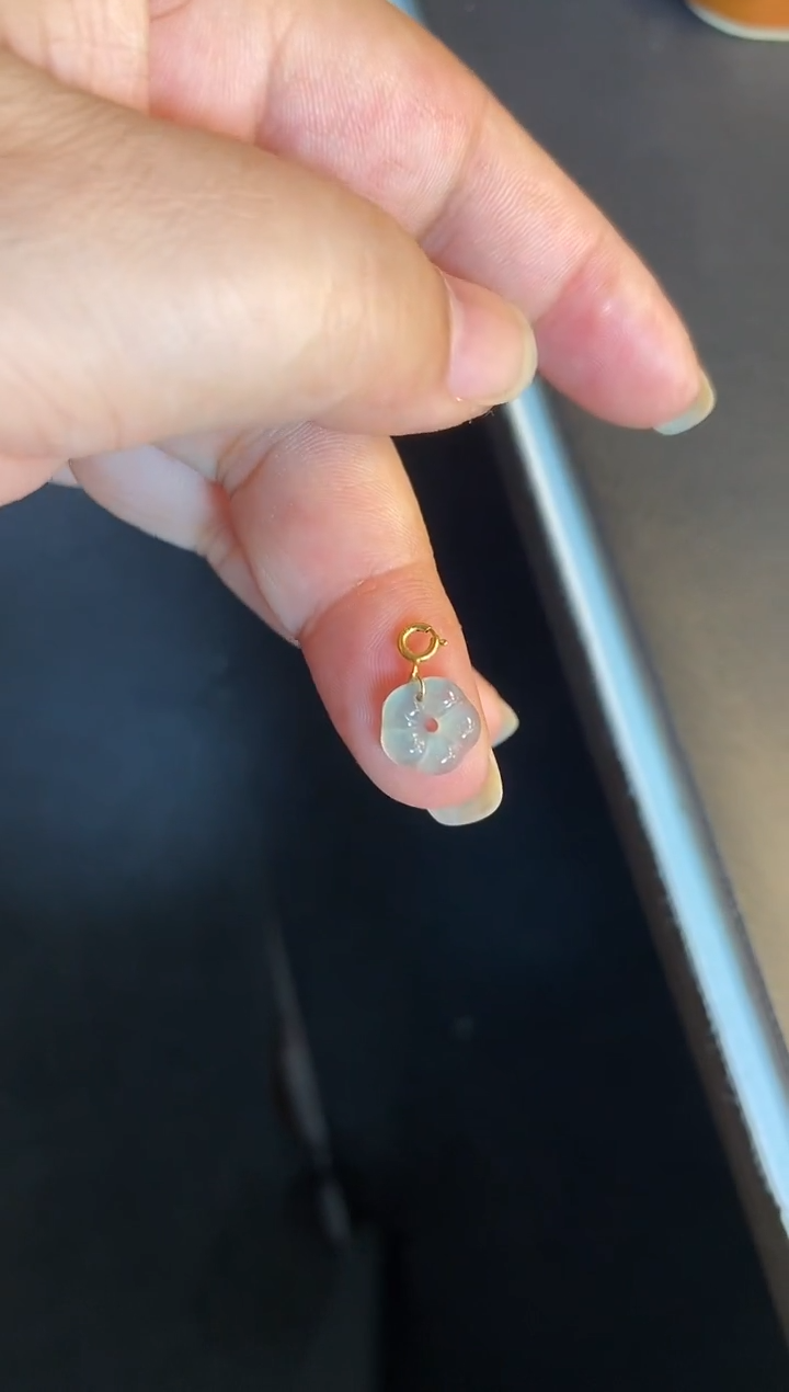 吊坠(不含链)18K金镶嵌翡翠1