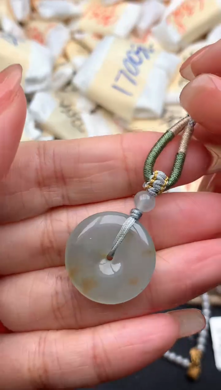 未镶嵌挂件翡翠一