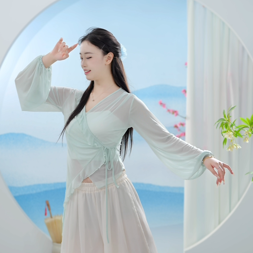 3658 D现代舞蹈服成人女灯笼袖开衫练功专业形体古典遮肉显瘦