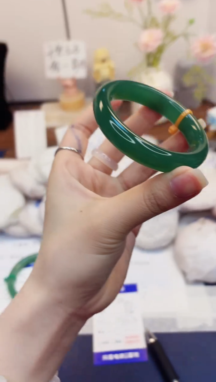 【闪购商品】石英质玉手镯未镶嵌135-东陵玉-圈口55