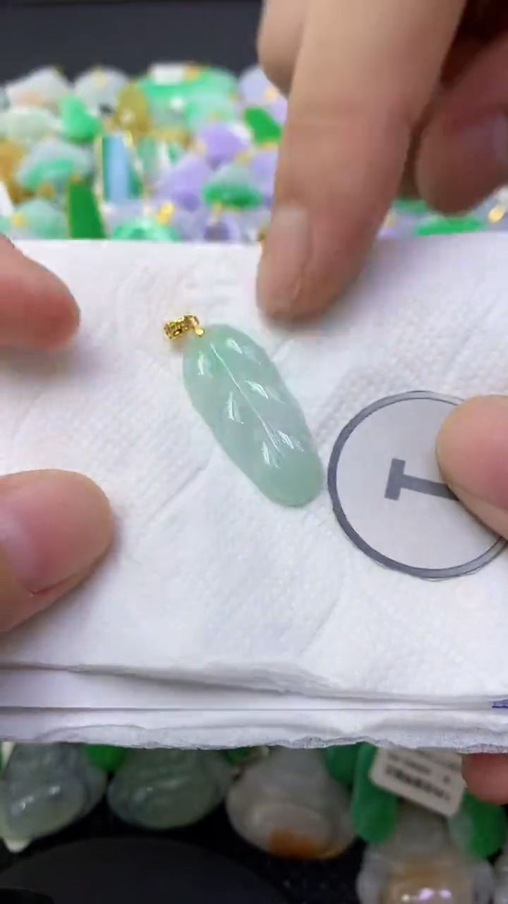 颈饰未镶嵌翡翠天然缅甸翡翠A货