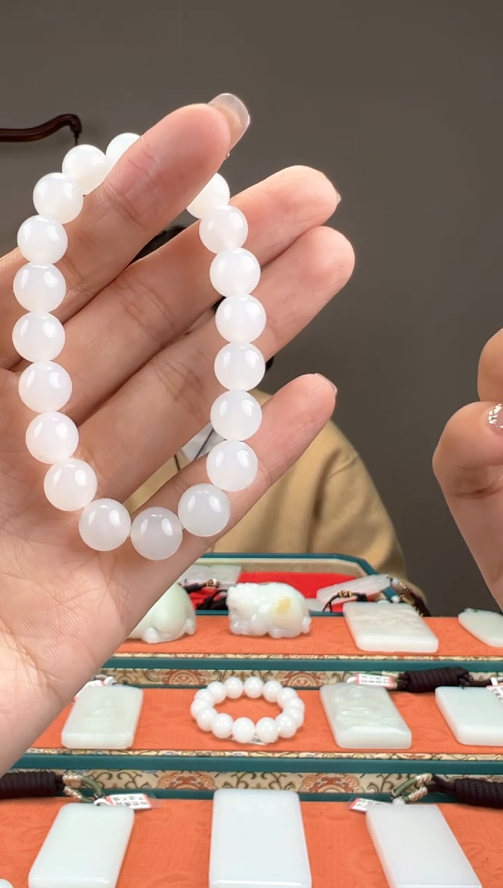 【闪购商品】和田玉颈饰未镶嵌1