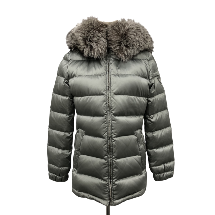 普拉达/羽绒服/95新/[251231ZC0001]