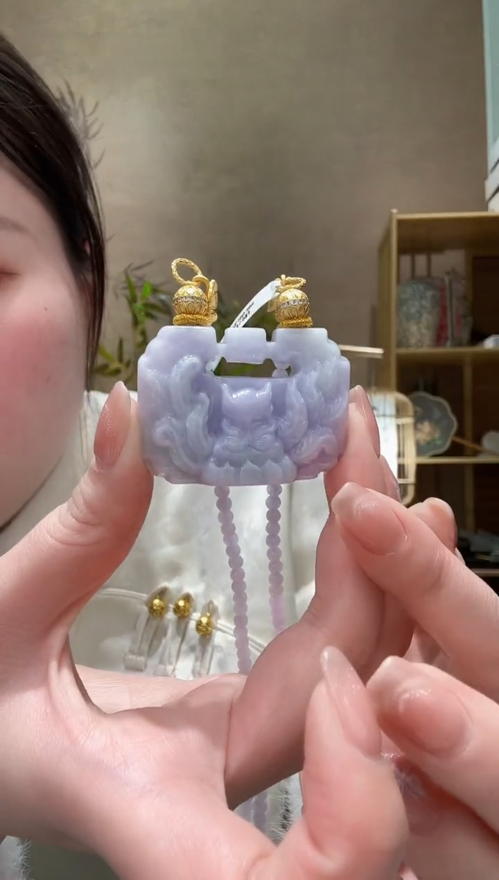 【闪购商品】翡翠颈饰未镶嵌吊坠