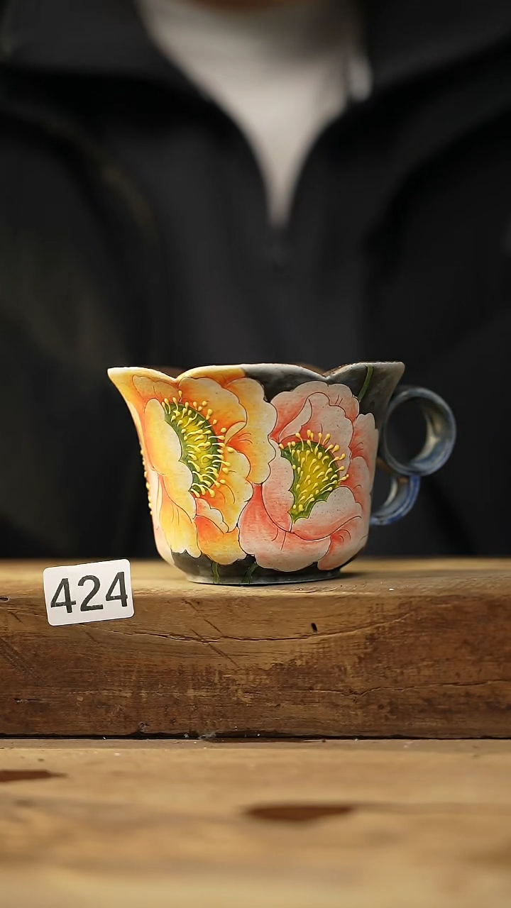 【闪购商品】瓷片新品！设计师款手绘/咖啡杯 羽川