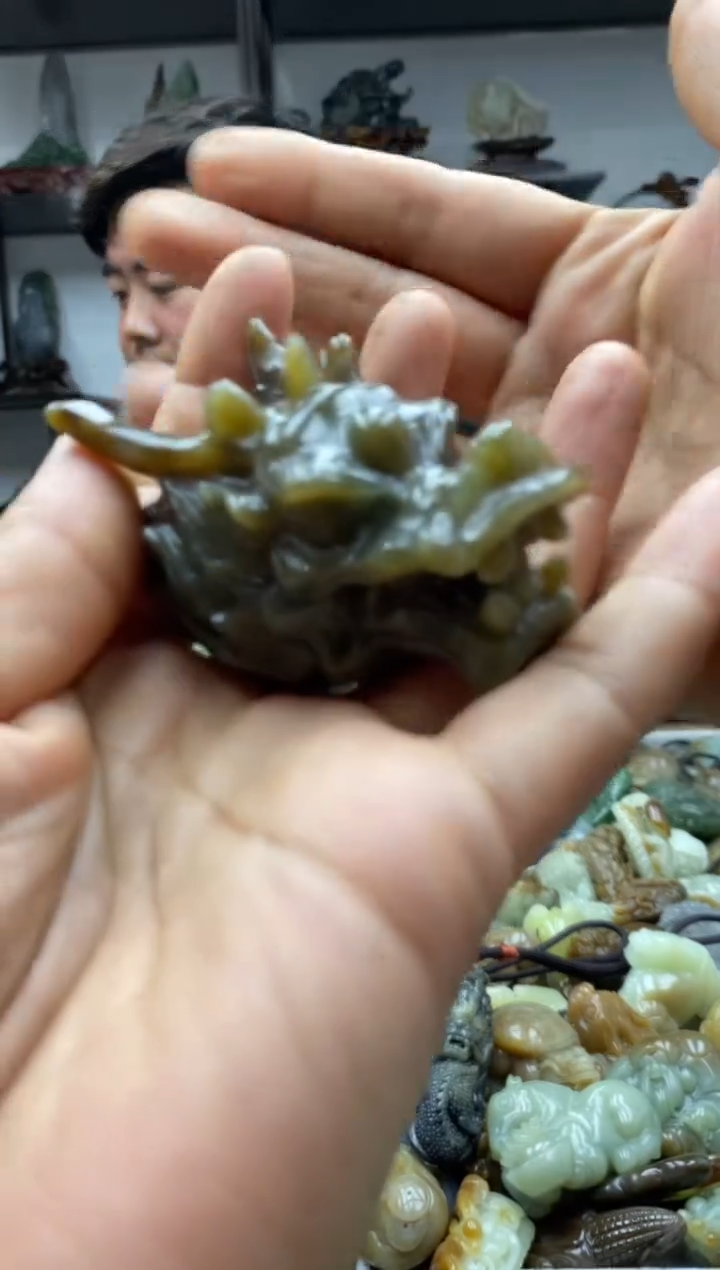 和田玉未镶嵌把件1