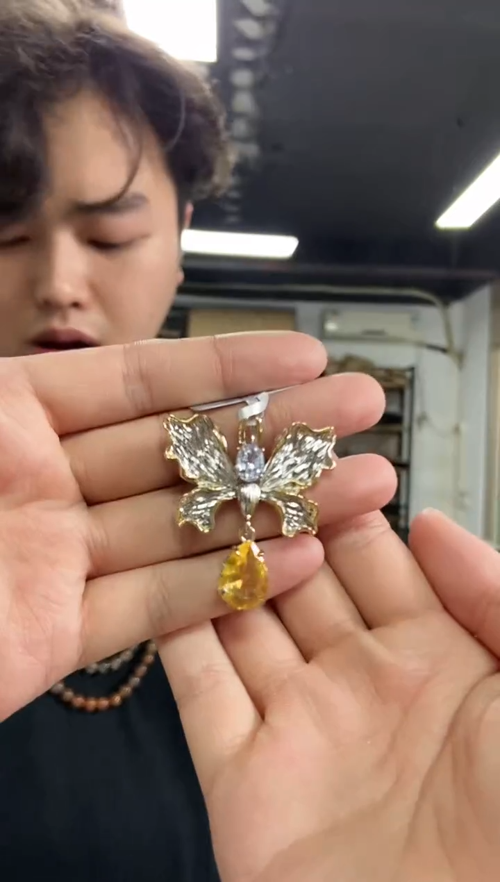 【闪购商品】水晶吊坠未镶嵌多样性发其一颜色微差