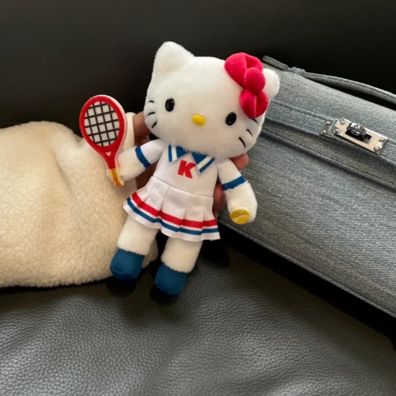 【冲绳限定】Hello Kitty 网球拍长腿Kitty钥匙扣玩偶