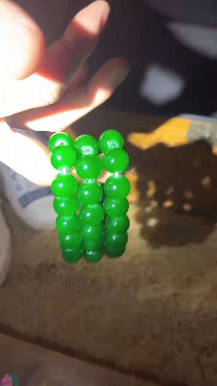 【闪购商品】【闪购商品】绿色手串三个