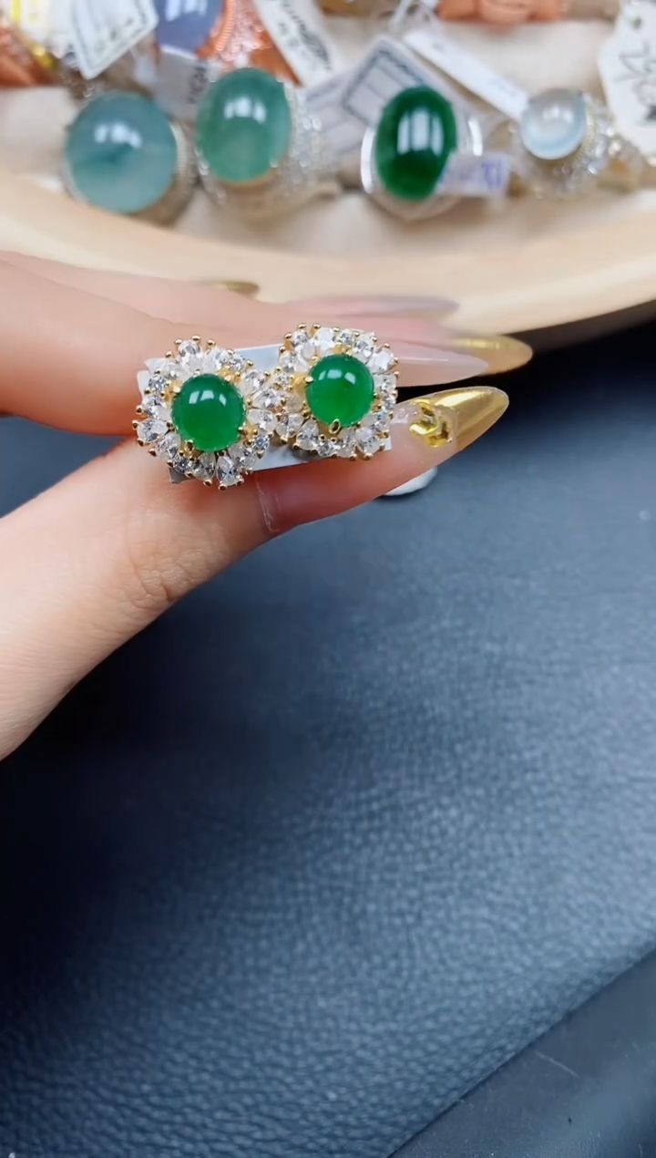 【闪购商品】翡翠耳饰银S925镶嵌翡翠