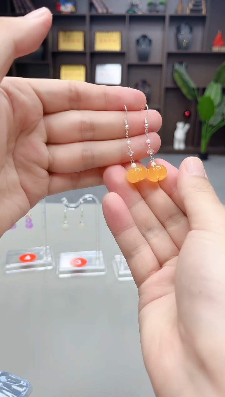 未镶嵌耳饰玛瑙/玉髓W06