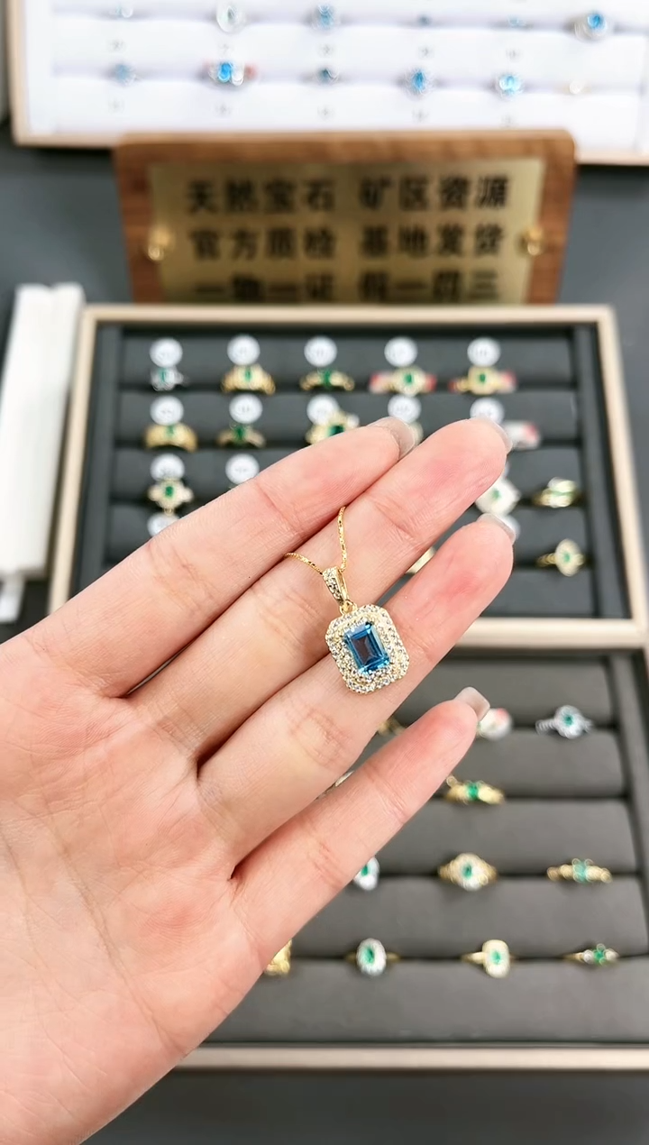 【闪购商品】托帕石颈饰银S925镶嵌T-125