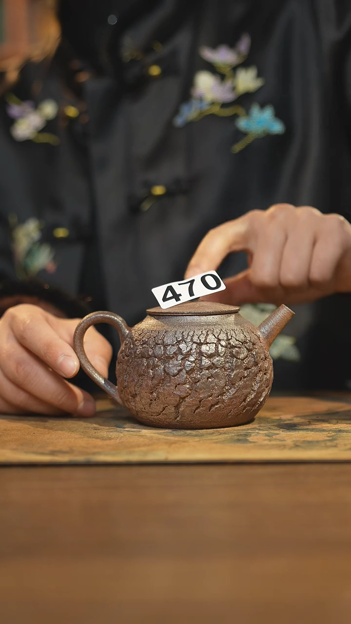 【闪购商品】其他陶瓷茶具  手工壶470