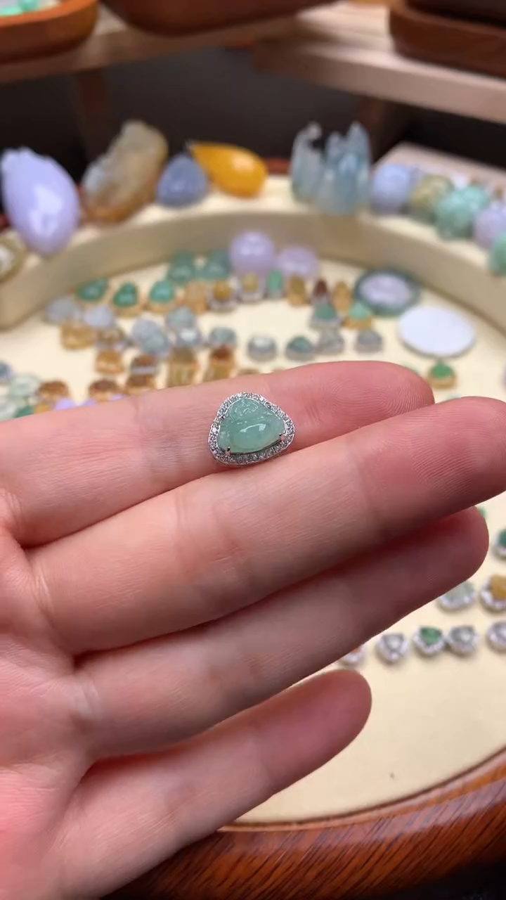 【闪购商品】翡翠颈饰银S925镶嵌翡翠佛公