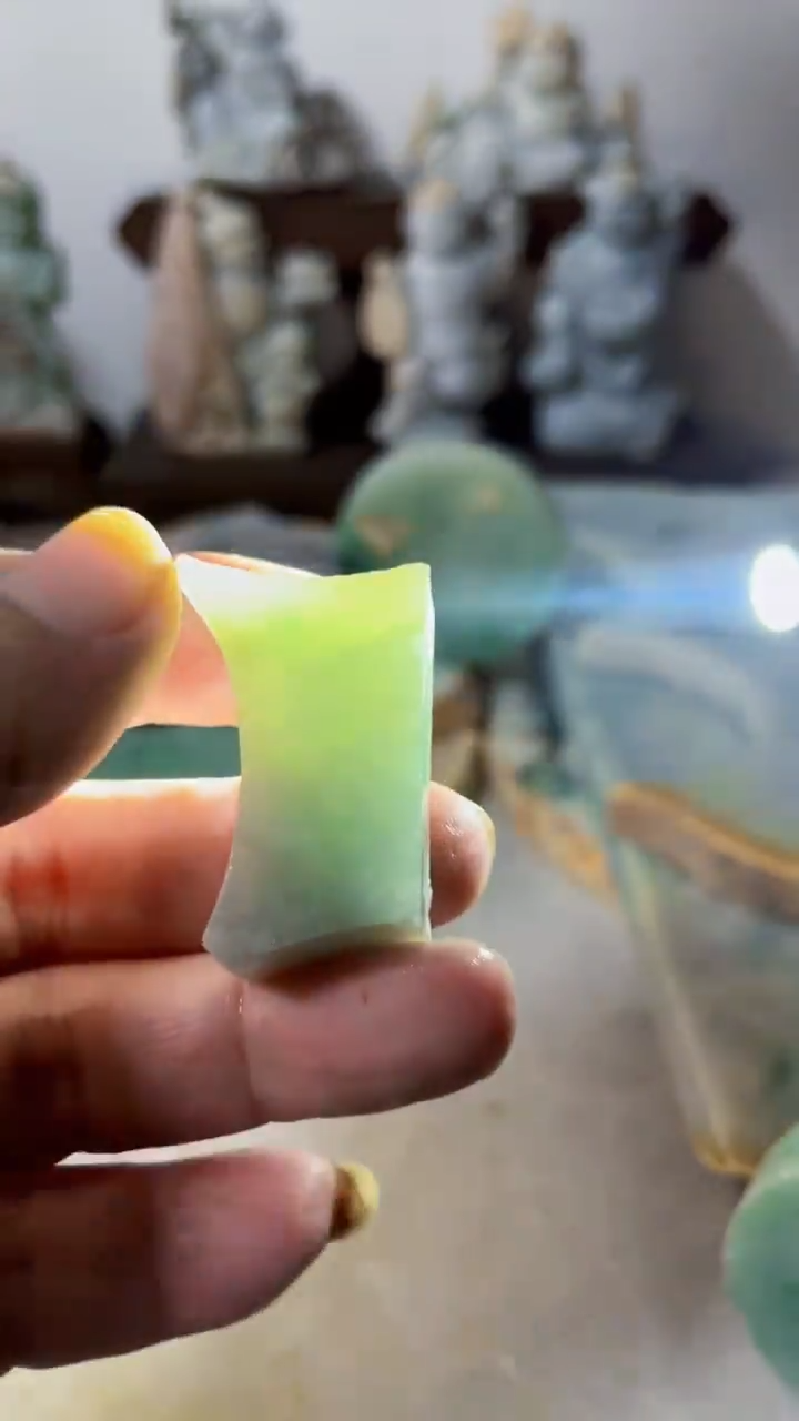 【闪购商品】翡翠吊坠(不含链)未镶嵌262