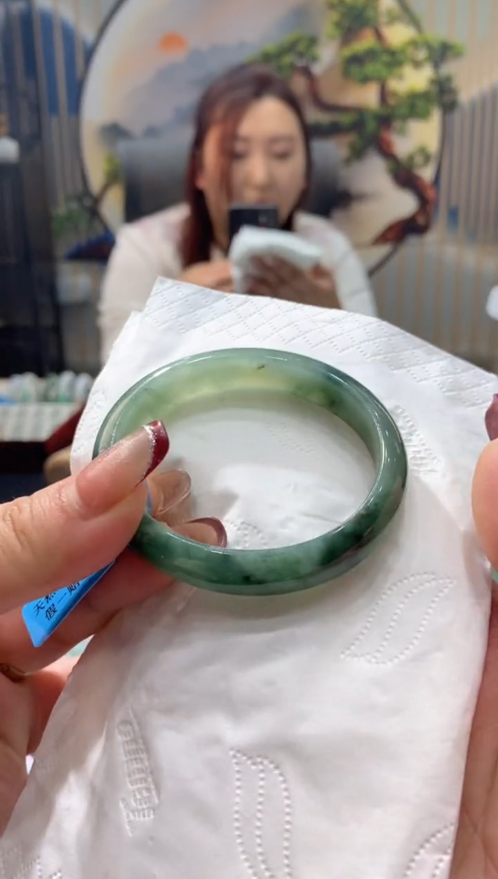 【闪购商品】翡翠手镯未镶嵌00008853