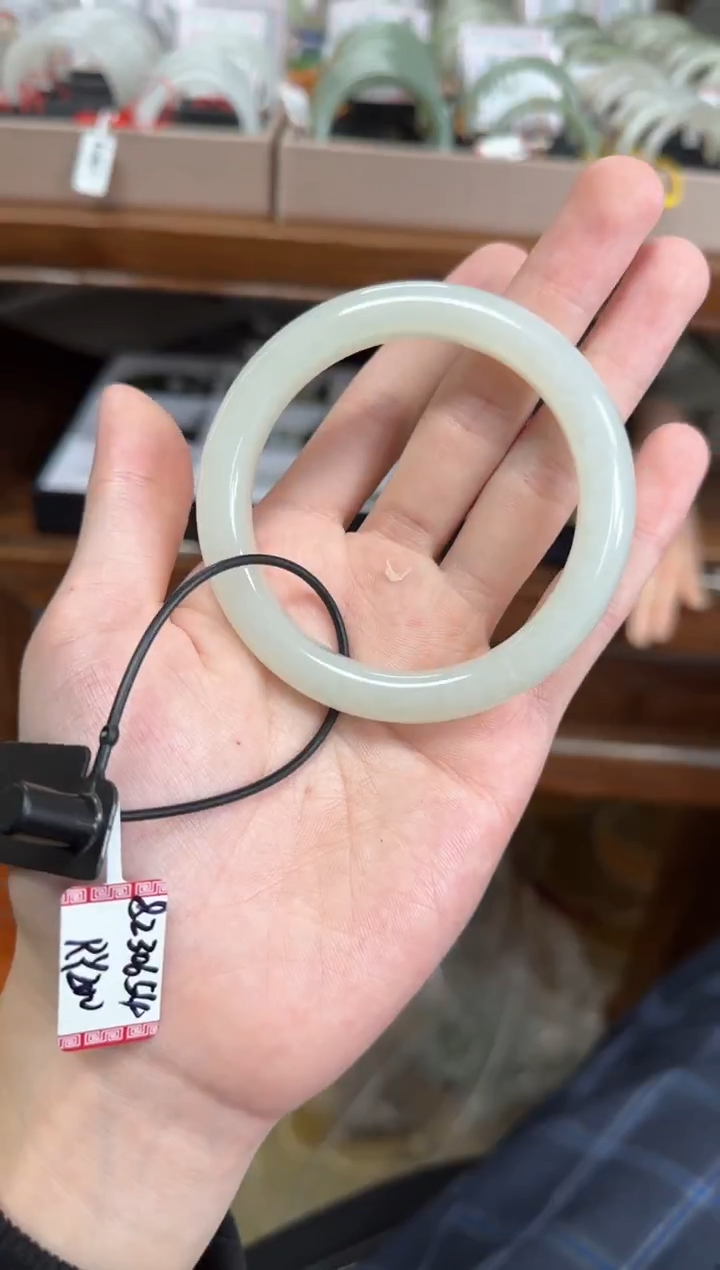 未镶嵌手镯和田玉58