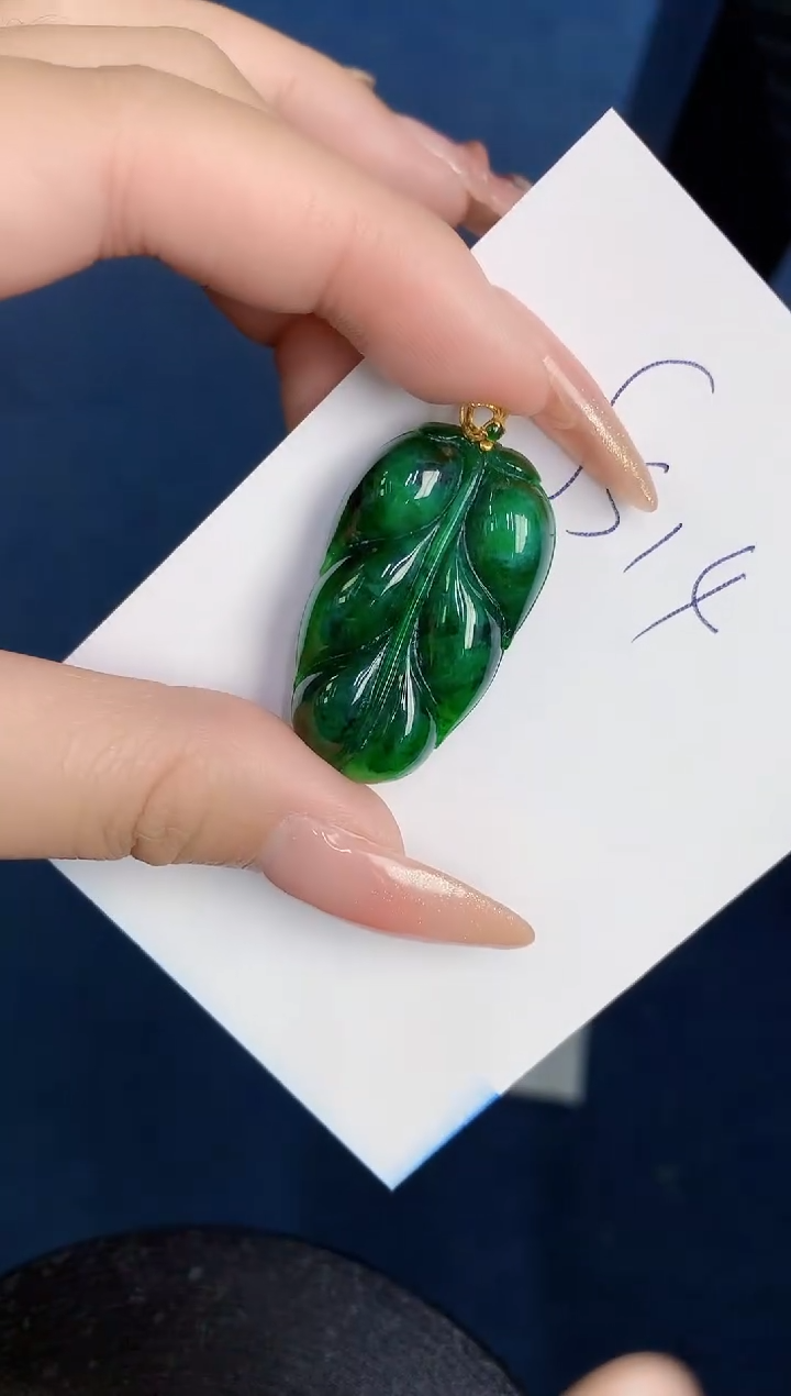 【闪购商品】翡翠颈饰18K金镶嵌000000000