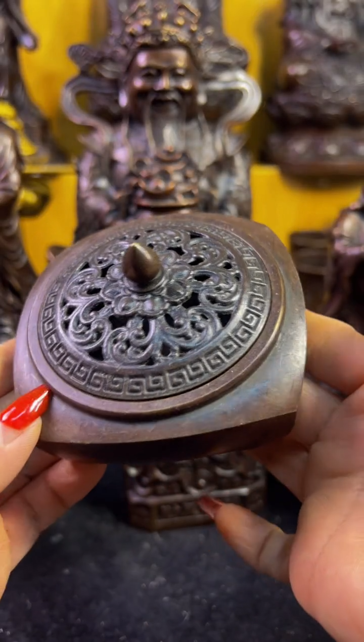 【闪购商品】1案台摆件 物品摆件