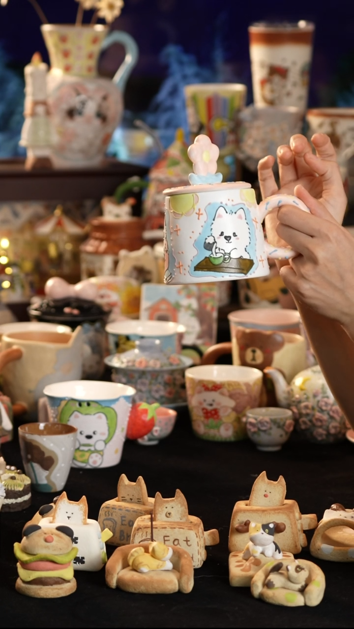 摆件陶景德镇釉下彩手绘设计师款陶瓷