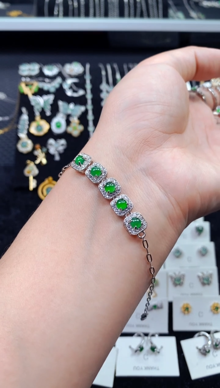 【闪购商品】翡翠手链银S925镶嵌8118