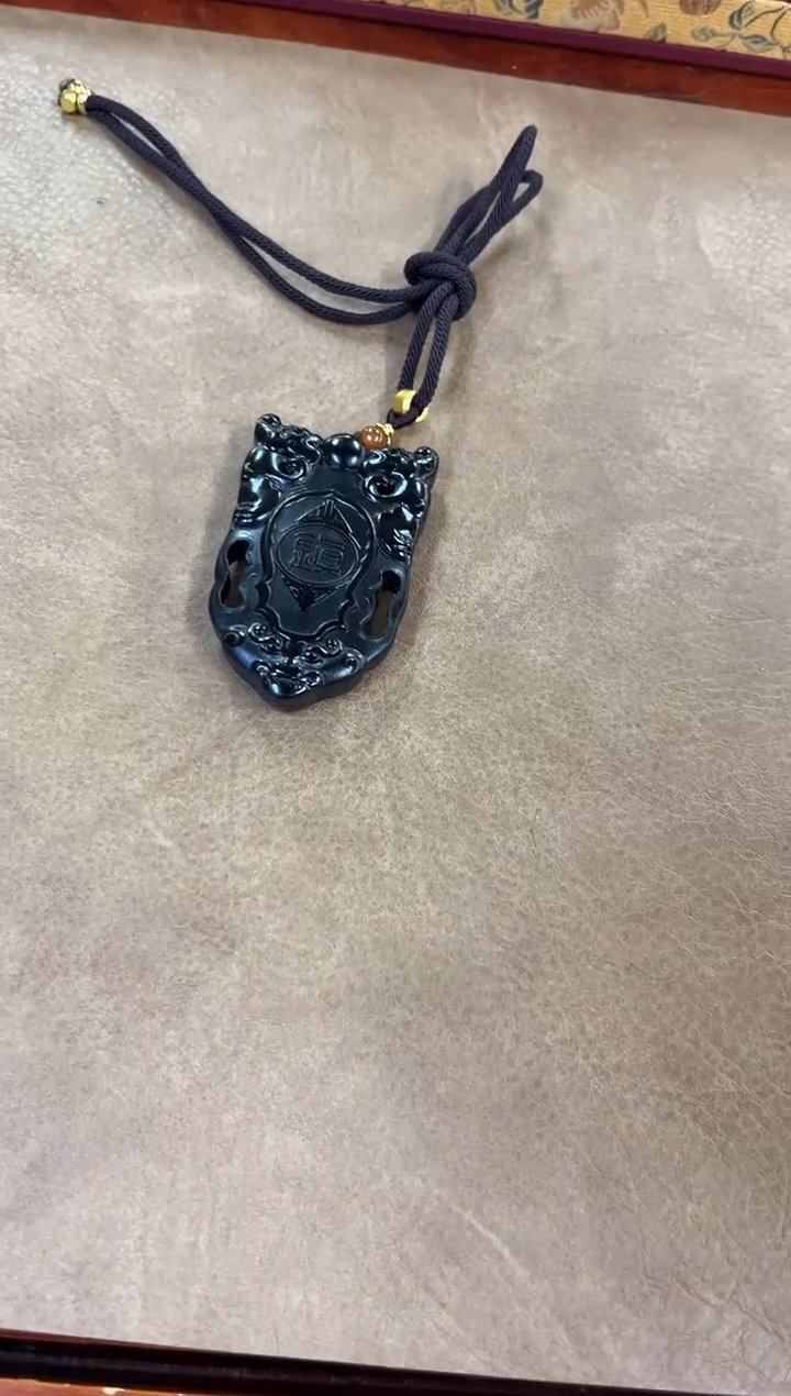 颈饰未镶嵌和田玉和田玉挂牌M402 镇字牌