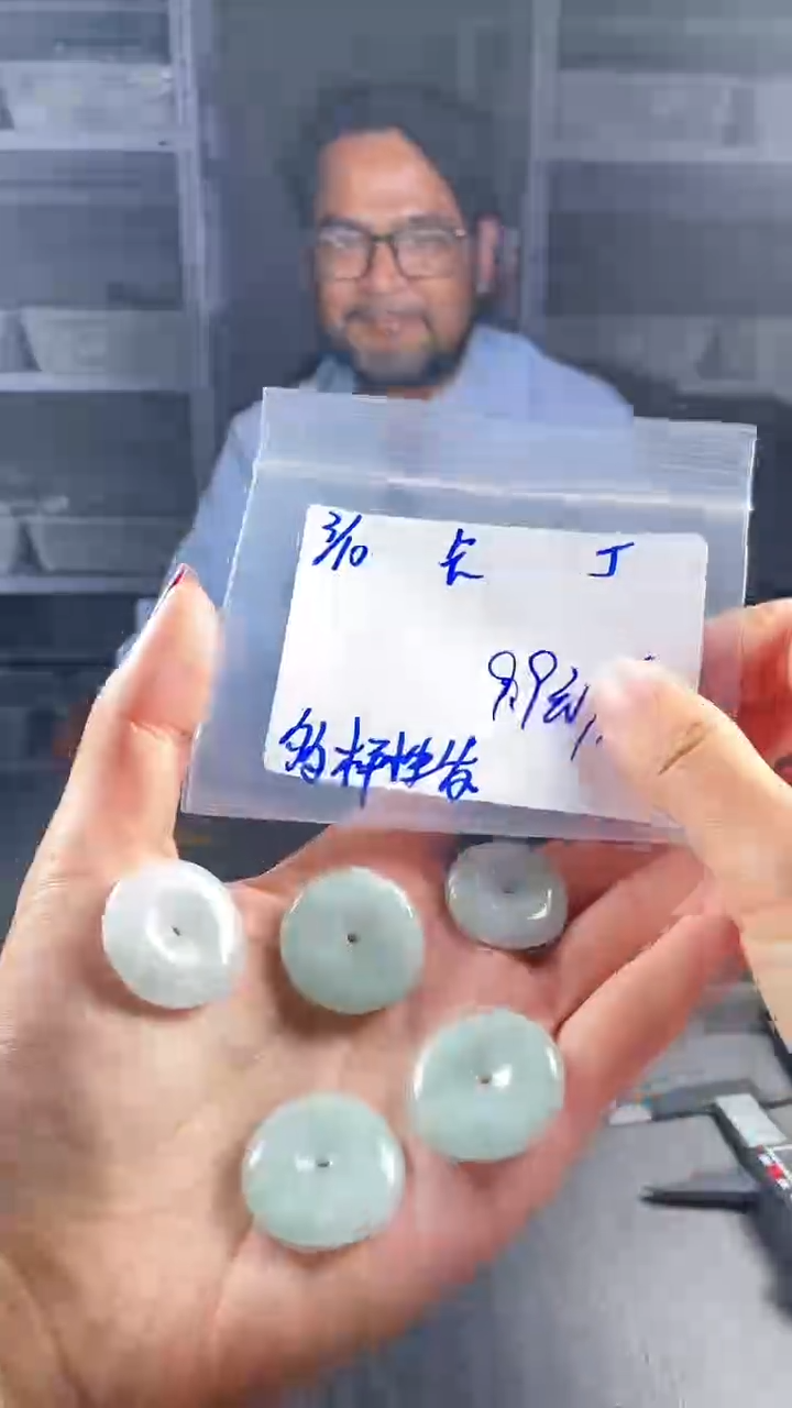 【闪购商品】定制翡翠未镶嵌多样性翡翠 一拍一发