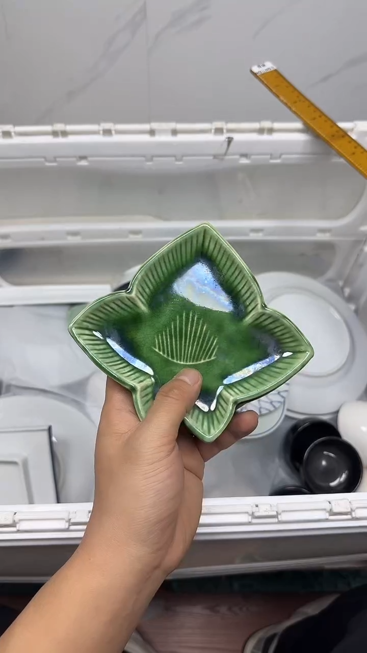 【闪购商品】1517回流瓷器默认微瑕，18.8包邮