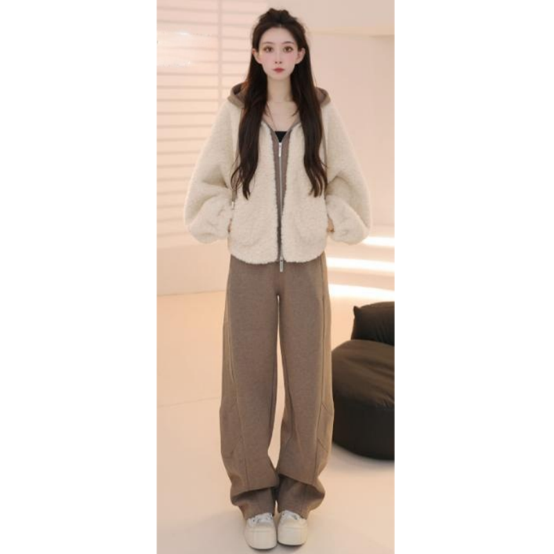 Basic House/百家好TS冬季新款休闲毛绒拼接外套加厚套装女DDP69