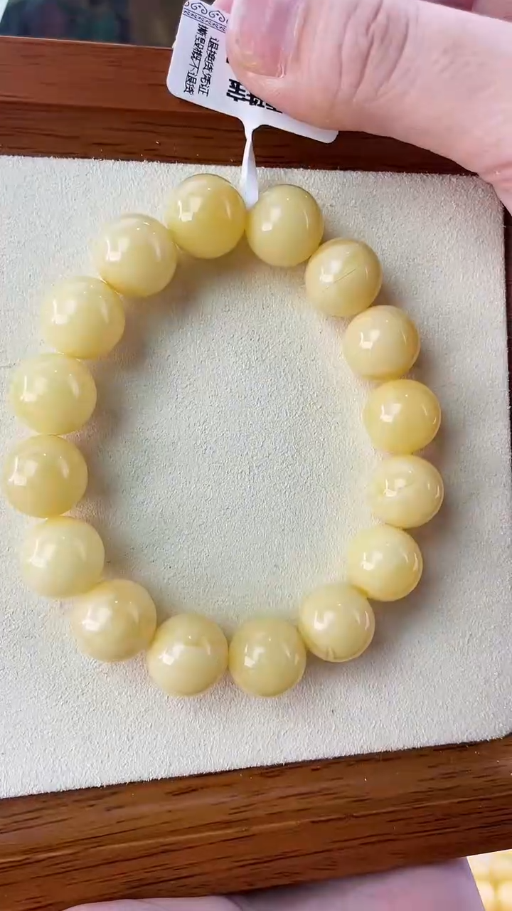 未镶嵌蜜蜡裸石手串