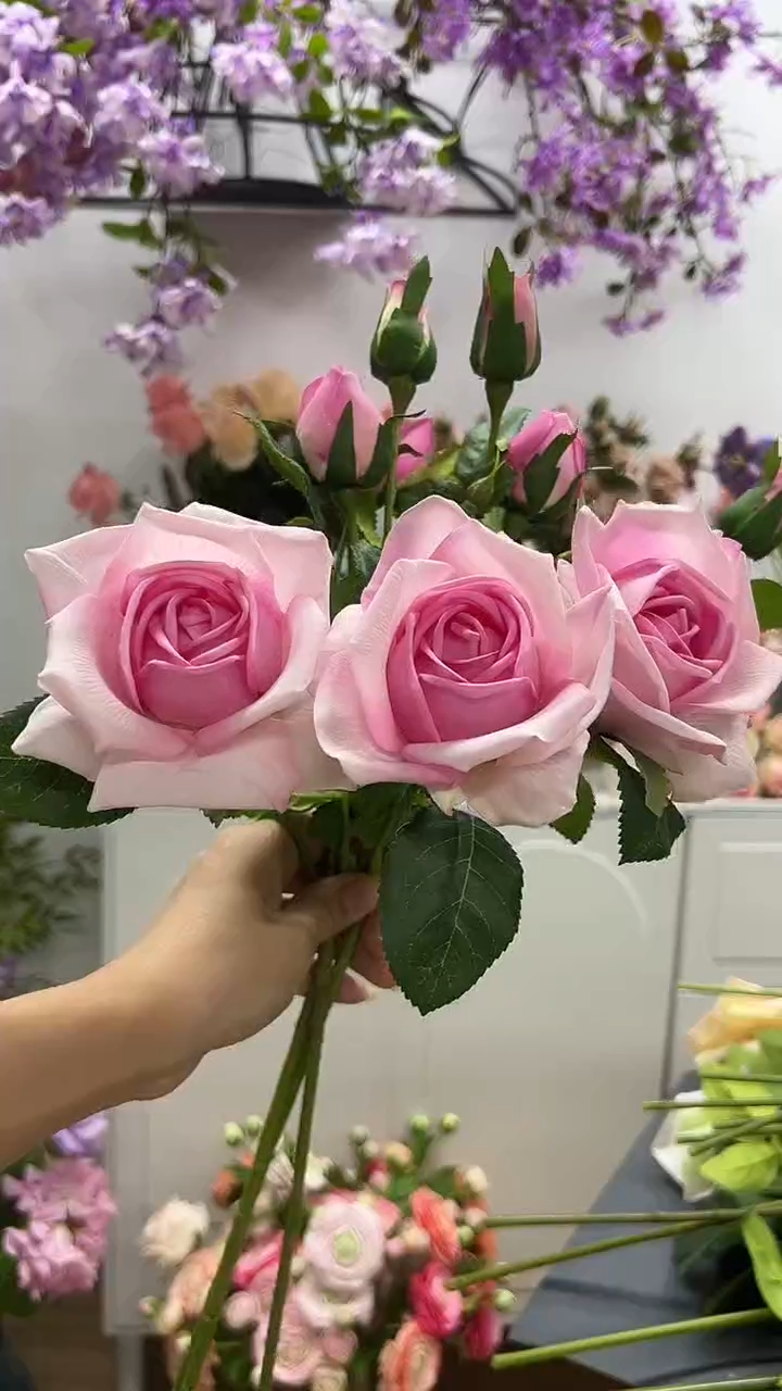 3枝粉色手感保湿妃子玫