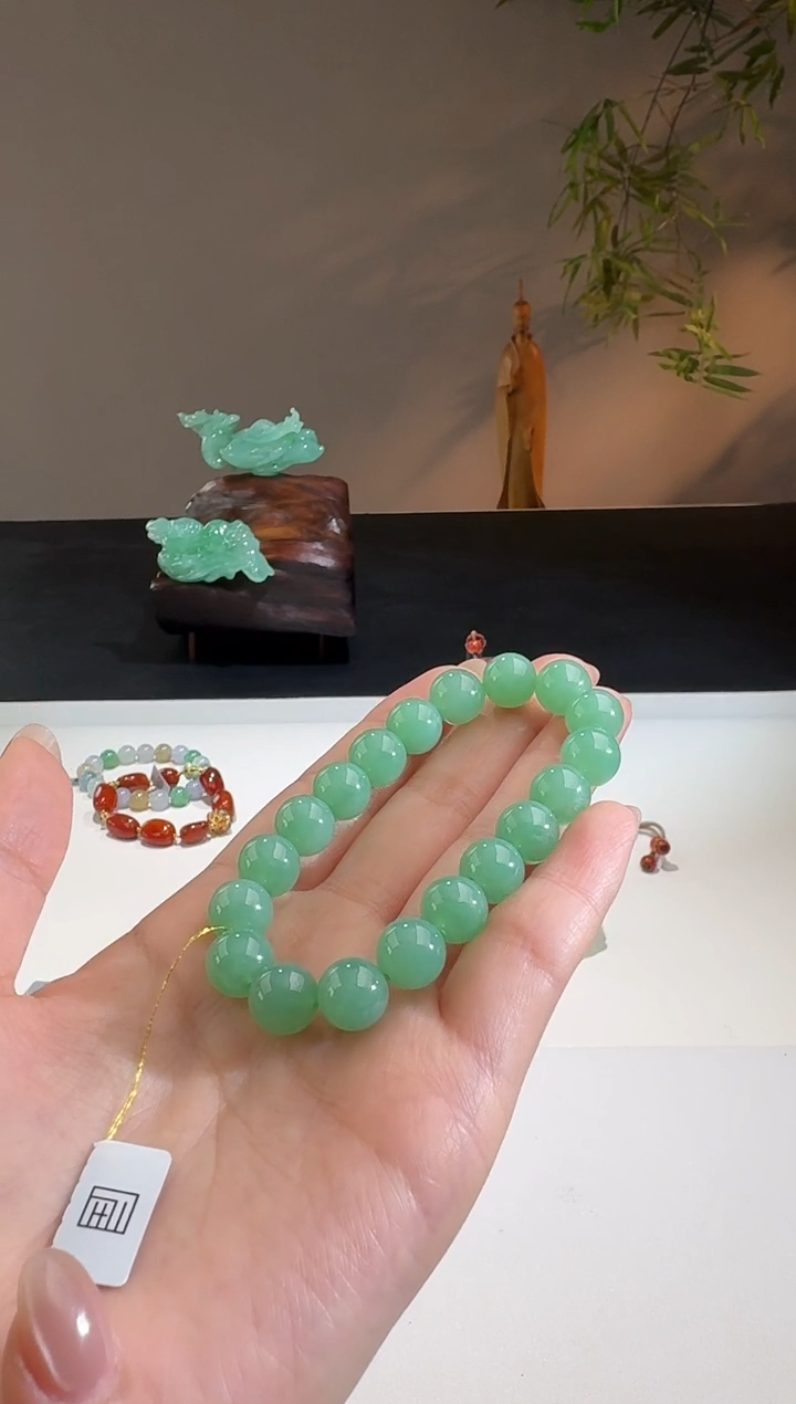 【闪购商品】翡翠手串未镶嵌【鑫鑫】