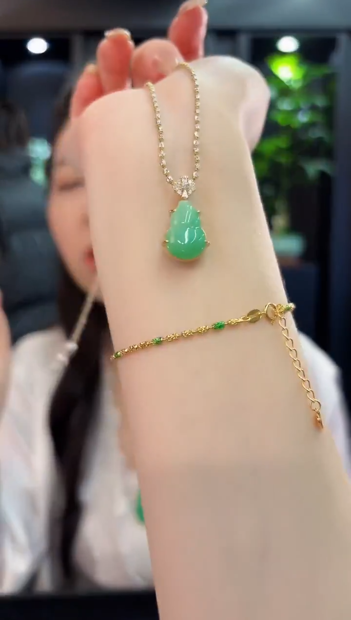 吊坠(不含链)未镶嵌翡翠缅料A货/多样性发货/一件