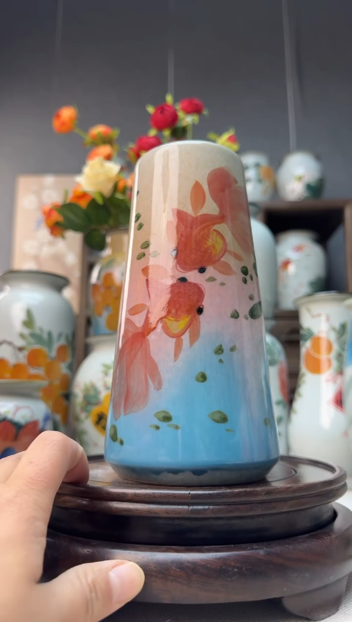 【闪购商品】瓶景德镇手绘陶瓷花瓶底部无孔高18口6左右