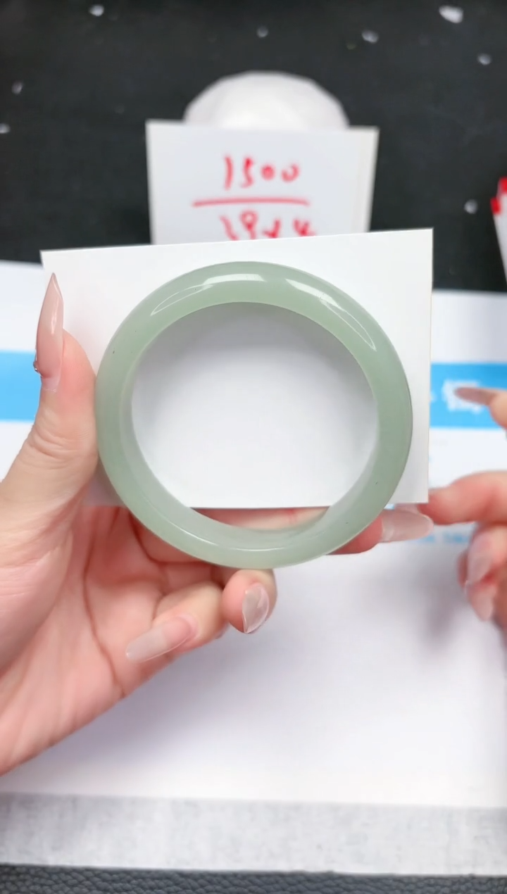 【闪购商品】石英质玉手镯未镶嵌809-58.3