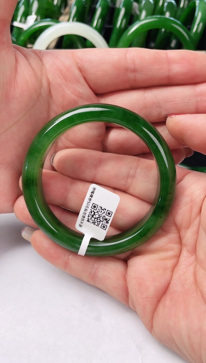 【闪购商品】和田玉（碧玉）未镶嵌手镯碧玉手镯