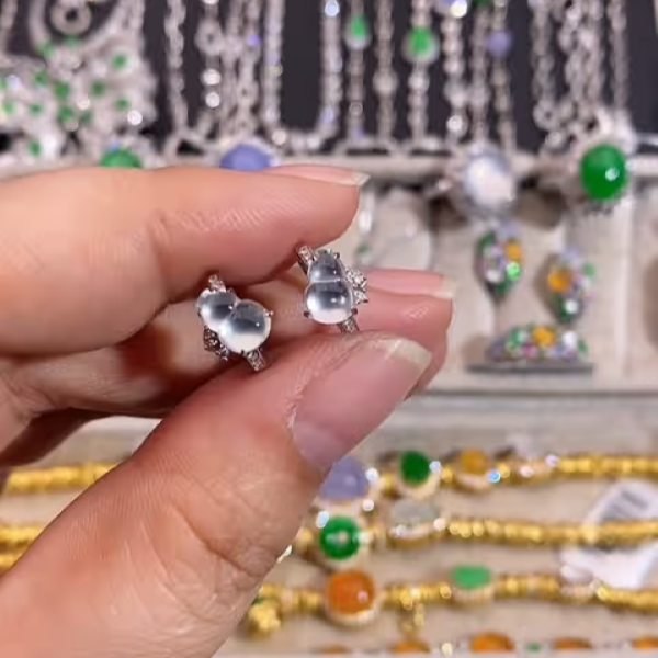 天然翡翠18k金镶嵌天然翡翠缅料耳饰