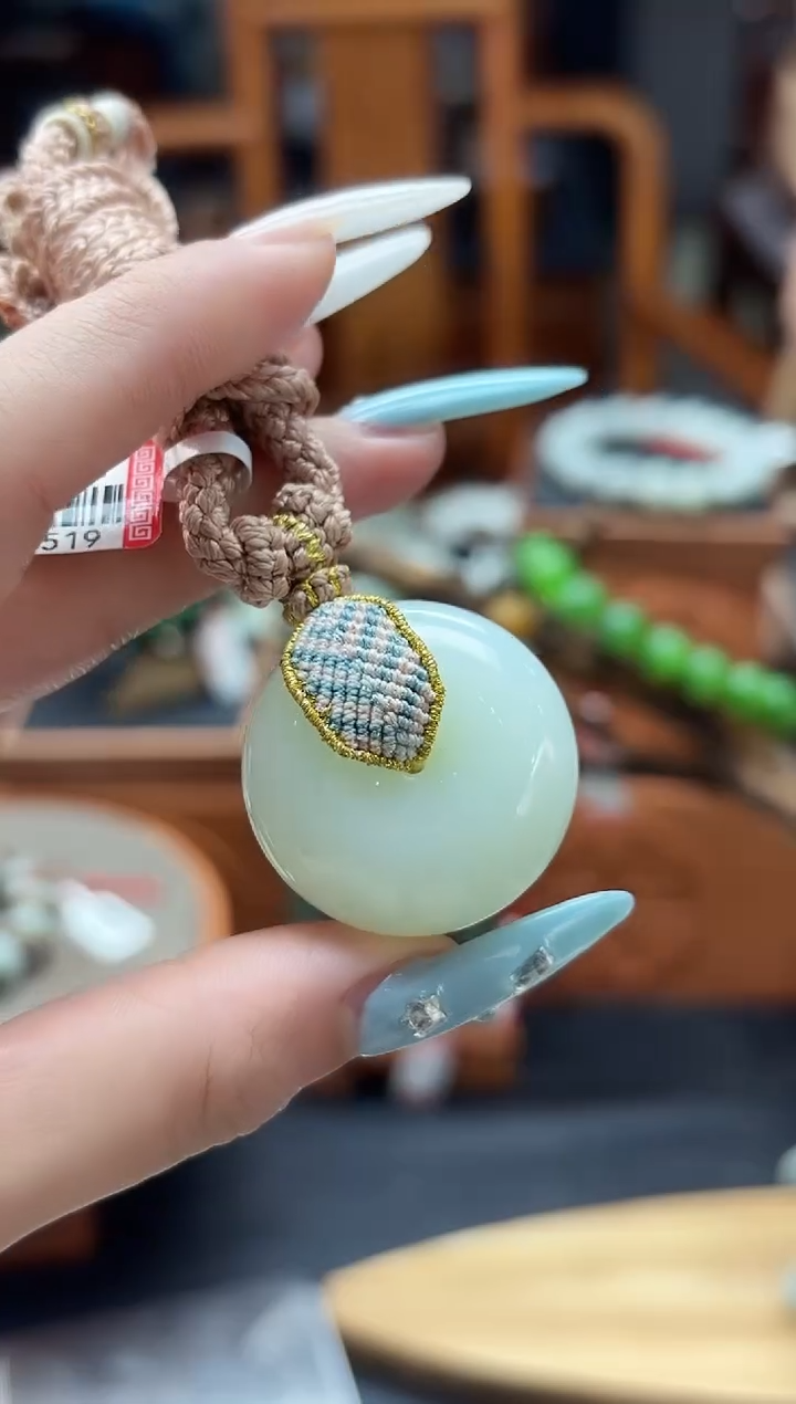 颈饰未镶嵌和田玉董小姐推荐 多样性发货 拍一发一yzb