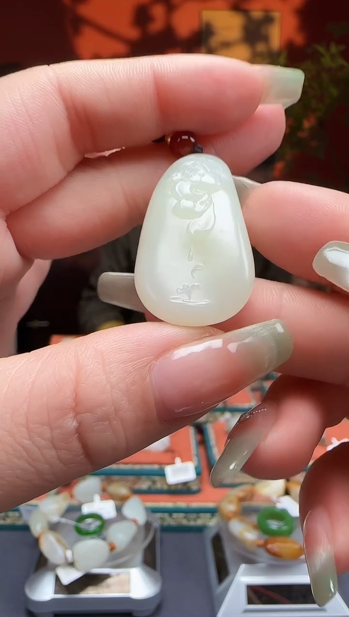 【闪购商品】和田玉吊坠未镶嵌吊坠