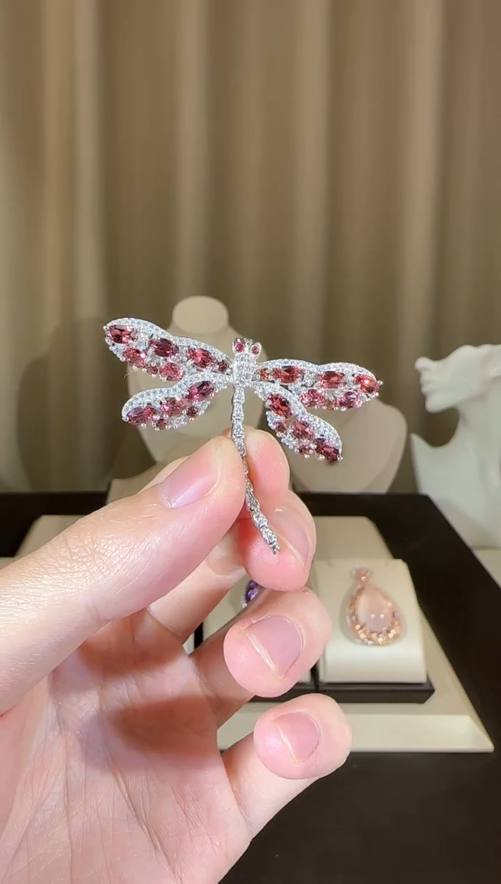 【闪购商品】石榴石颈饰银S925镶嵌胸针吊坠两用