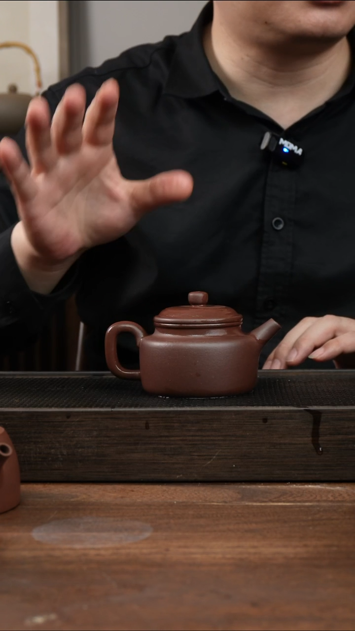 茶杯紫砂紫泥德钟       190CC  