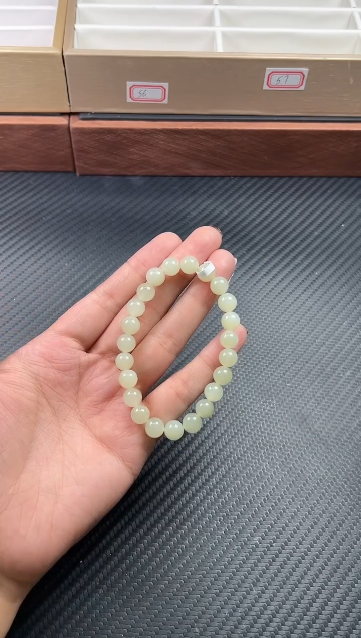 未镶嵌手串和田玉且末近矿微色差卡8