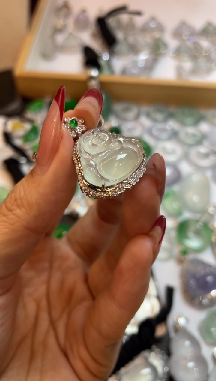 【闪购商品】翡翠吊坠(不含链)18K金镶嵌佛公