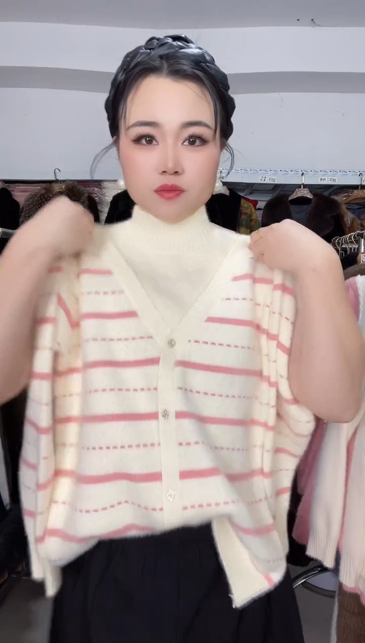 粉色            条纹