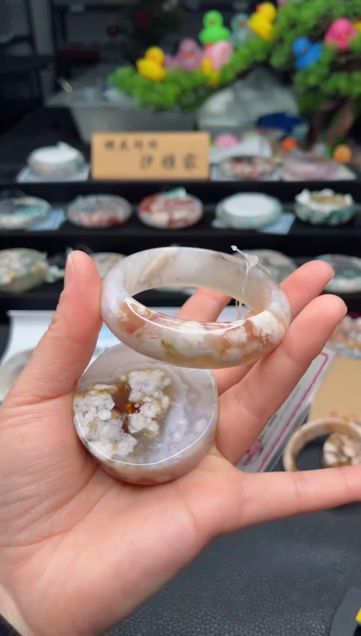 石英质玉未镶嵌手镯54圈口（赠品镯心）1881232