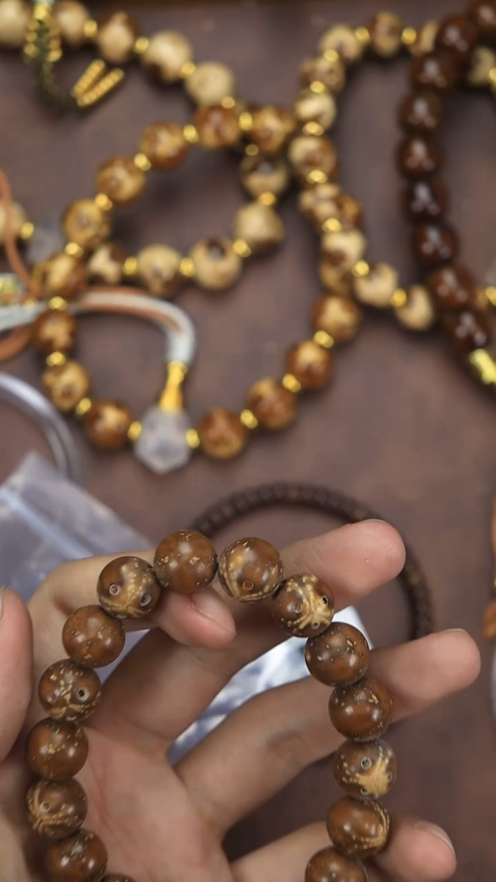 手串紫金鼠抛光GP24。  抛光